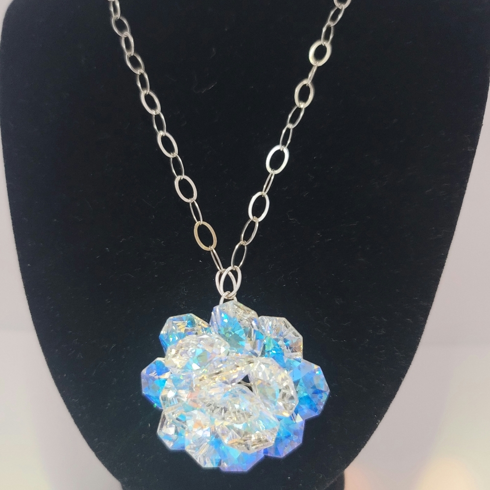 ITALIAN HANDCRAFTED CRYSTAL NECKLACE ON STERLING SILVER CHAIN